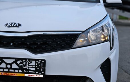 KIA Rio IV, 2021 год, 1 369 000 рублей, 9 фотография