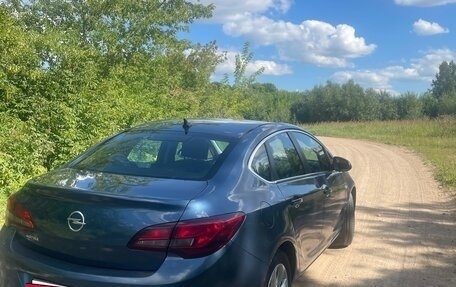 Opel Astra J, 2012 год, 750 000 рублей, 9 фотография