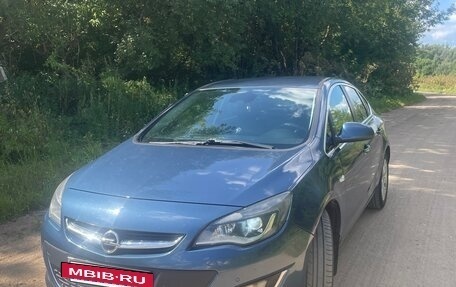 Opel Astra J, 2012 год, 750 000 рублей, 11 фотография