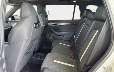 Skoda Kodiaq, 2026 год, 4 050 000 рублей, 14 фотография