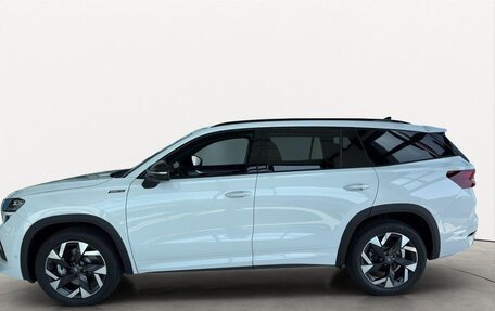 Skoda Kodiaq, 2026 год, 4 050 000 рублей, 27 фотография