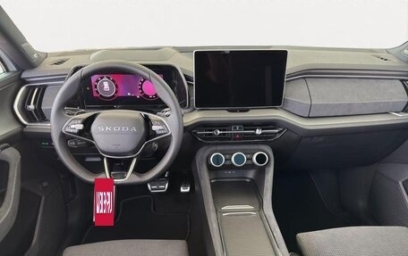 Skoda Kodiaq, 2026 год, 4 050 000 рублей, 11 фотография