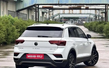 Volkswagen T-Roc I, 2022 год, 1 400 000 рублей, 14 фотография