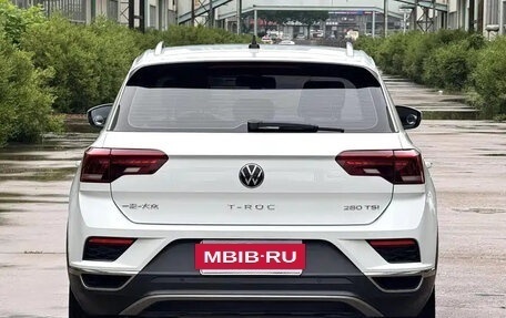 Volkswagen T-Roc I, 2022 год, 1 400 000 рублей, 13 фотография
