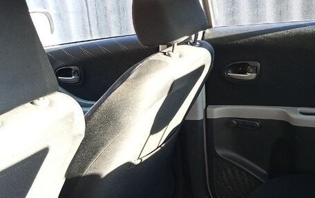 Toyota Yaris III рестайлинг, 2008 год, 520 000 рублей, 6 фотография