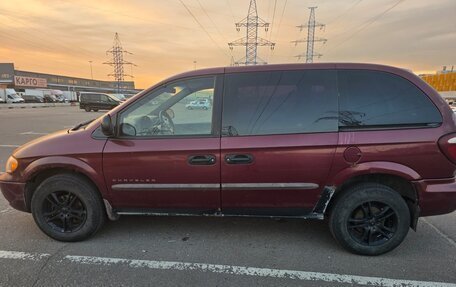 Chrysler Voyager IV, 2001 год, 280 000 рублей, 3 фотография