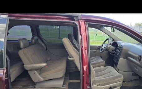 Chrysler Voyager IV, 2001 год, 280 000 рублей, 6 фотография