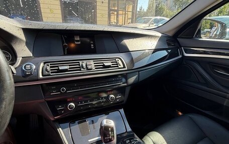 BMW 5 серия, 2013 год, 2 100 000 рублей, 10 фотография