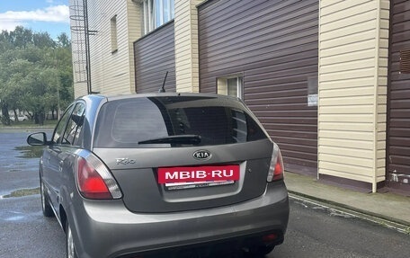 KIA Rio II, 2011 год, 700 000 рублей, 12 фотография