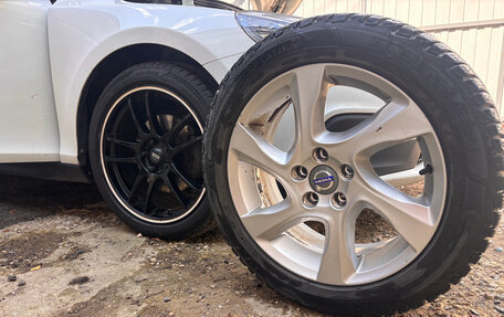 Volvo V40 II рестайлинг, 2013 год, 1 500 000 рублей, 10 фотография