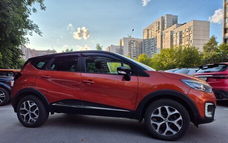 Renault Kaptur I рестайлинг, 2019 год, 1 550 000 рублей, 2 фотография