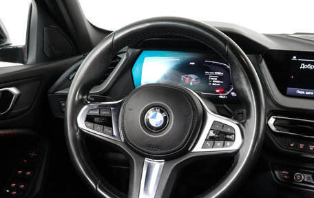 BMW 1 серия, 2019 год, 2 480 000 рублей, 14 фотография