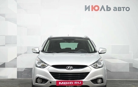Hyundai ix35 I рестайлинг, 2011 год, 950 000 рублей, 2 фотография