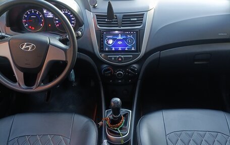 Hyundai Solaris II рестайлинг, 2014 год, 970 000 рублей, 5 фотография
