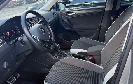 Volkswagen Tiguan II, 2020 год, 3 050 000 рублей, 10 фотография