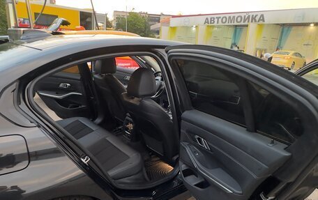 BMW 3 серия, 2020 год, 2 999 999 рублей, 13 фотография
