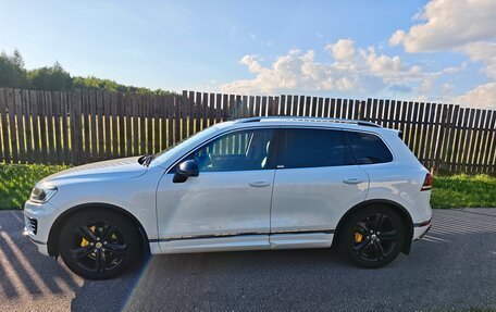 Volkswagen Touareg III, 2016 год, 2 700 000 рублей, 3 фотография