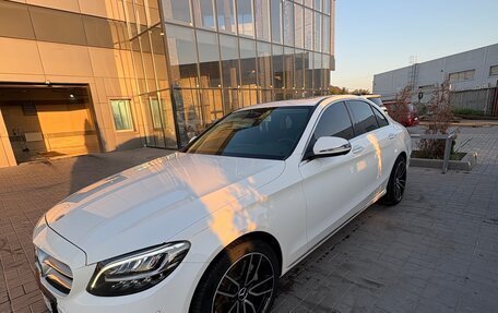 Mercedes-Benz C-Класс, 2018 год, 3 100 000 рублей, 5 фотография