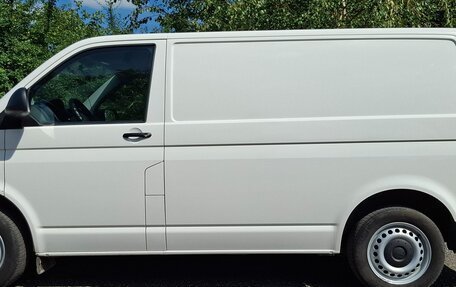 Volkswagen Transporter T5 рестайлинг, 2014 год, 2 100 000 рублей, 2 фотография