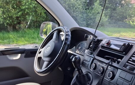 Volkswagen Transporter T5 рестайлинг, 2014 год, 2 100 000 рублей, 8 фотография