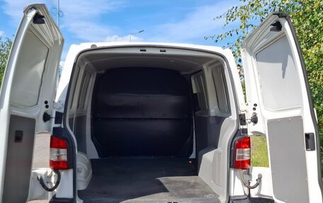 Volkswagen Transporter T5 рестайлинг, 2014 год, 2 100 000 рублей, 16 фотография