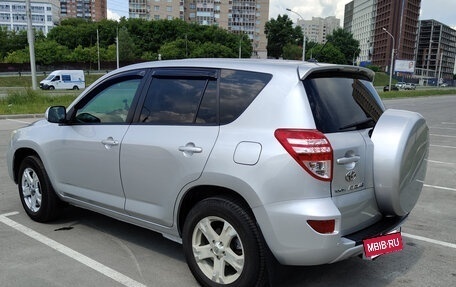 Toyota RAV4, 2010 год, 1 300 000 рублей, 5 фотография