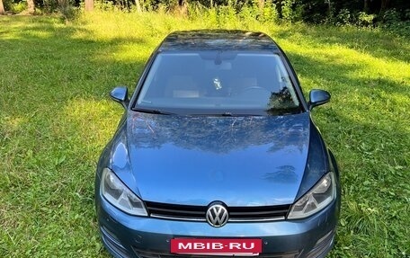 Volkswagen Golf VII, 2013 год, 899 000 рублей, 2 фотография