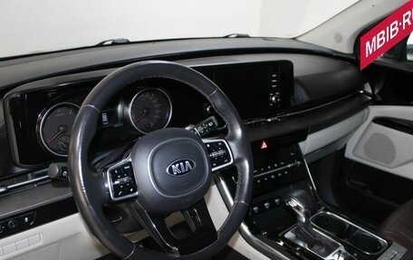 KIA Carnival, 2021 год, 3 299 900 рублей, 9 фотография