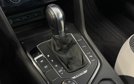 Volkswagen Tiguan II, 2019 год, 2 747 000 рублей, 9 фотография