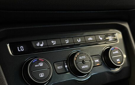 Volkswagen Tiguan II, 2019 год, 2 747 000 рублей, 13 фотография
