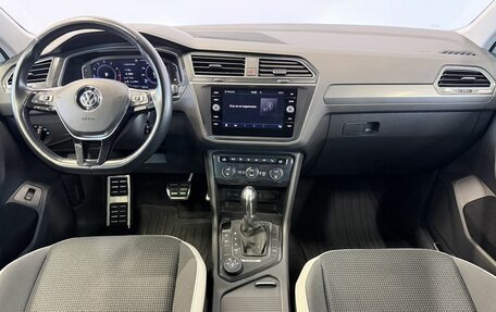 Volkswagen Tiguan II, 2019 год, 2 747 000 рублей, 21 фотография