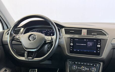 Volkswagen Tiguan II, 2019 год, 2 747 000 рублей, 20 фотография