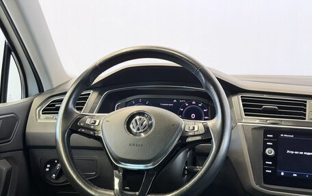 Volkswagen Tiguan II, 2019 год, 2 747 000 рублей, 18 фотография