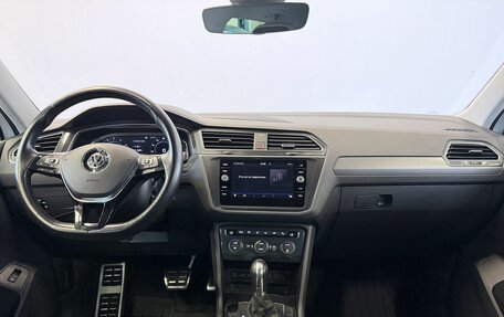 Volkswagen Tiguan II, 2019 год, 2 747 000 рублей, 19 фотография