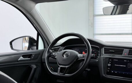 Volkswagen Tiguan II, 2019 год, 2 747 000 рублей, 29 фотография