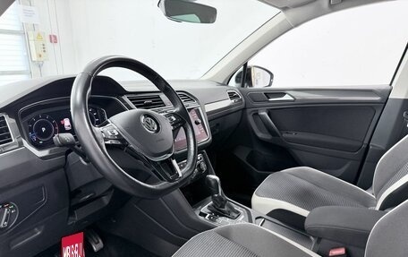 Volkswagen Tiguan II, 2019 год, 2 747 000 рублей, 25 фотография