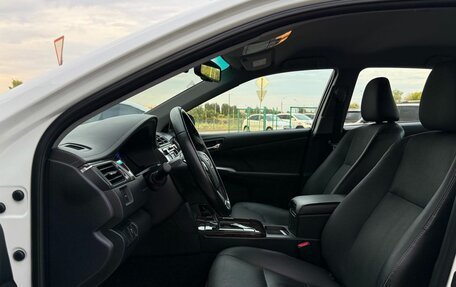 Toyota Camry, 2015 год, 2 370 000 рублей, 9 фотография