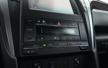 Toyota Camry, 2015 год, 2 370 000 рублей, 18 фотография