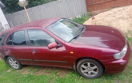 Nissan Almera, 1998 год, 110 000 рублей, 2 фотография