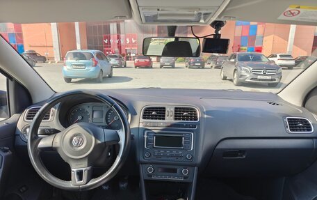 Volkswagen Polo VI (EU Market), 2013 год, 970 000 рублей, 2 фотография