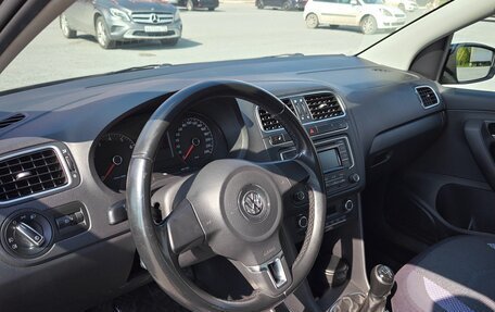 Volkswagen Polo VI (EU Market), 2013 год, 970 000 рублей, 13 фотография