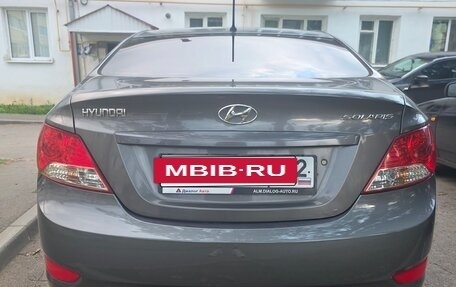 Hyundai Solaris II рестайлинг, 2013 год, 730 000 рублей, 2 фотография