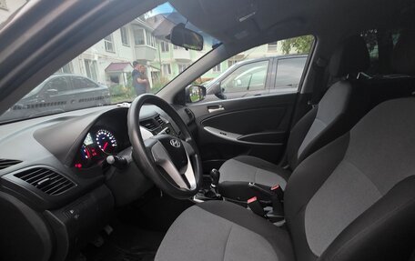 Hyundai Solaris II рестайлинг, 2013 год, 730 000 рублей, 8 фотография