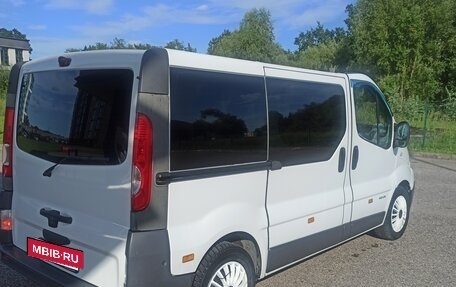 Renault Trafic, 2008 год, 1 050 000 рублей, 3 фотография