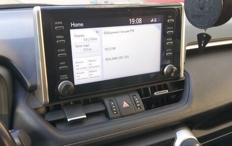 Toyota RAV4, 2021 год, 2 900 000 рублей, 13 фотография