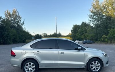 Volkswagen Polo VI (EU Market), 2011 год, 700 000 рублей, 1 фотография