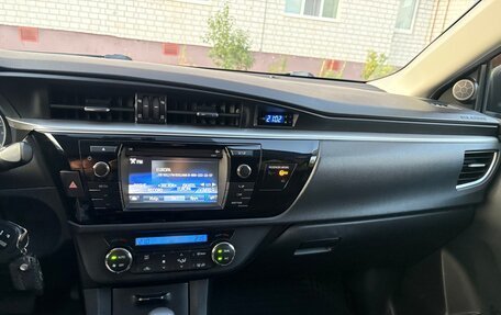 Toyota Corolla, 2013 год, 1 550 000 рублей, 5 фотография