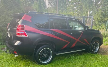 Toyota Land Cruiser Prado 150 рестайлинг 2, 2012 год, 2 650 000 рублей, 2 фотография