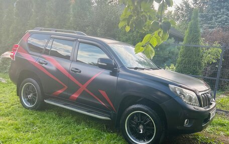 Toyota Land Cruiser Prado 150 рестайлинг 2, 2012 год, 2 650 000 рублей, 3 фотография