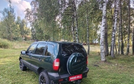 Chevrolet Niva I рестайлинг, 2004 год, 250 000 рублей, 8 фотография